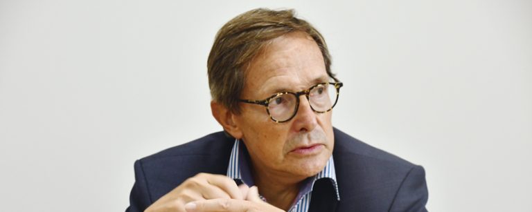 Christian Saint-Étienne : « La classe politique française est à un niveau historiquement bas — il est urgent de la changer »