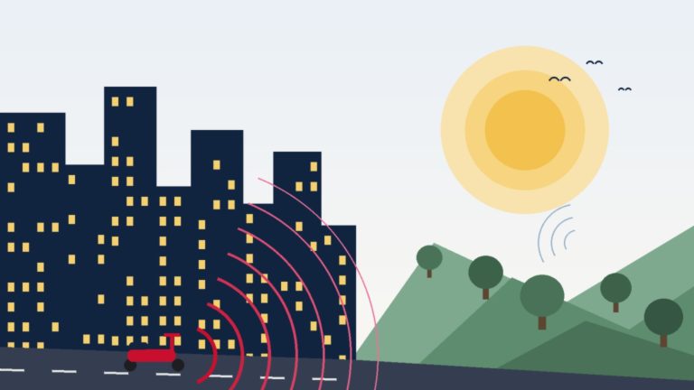 Illustration : une ville nocturne saturée d'ondes sonores rouges émises par un scooter laisse place, au fil de la route, à des collines paisibles, des arbres et un soleil levant